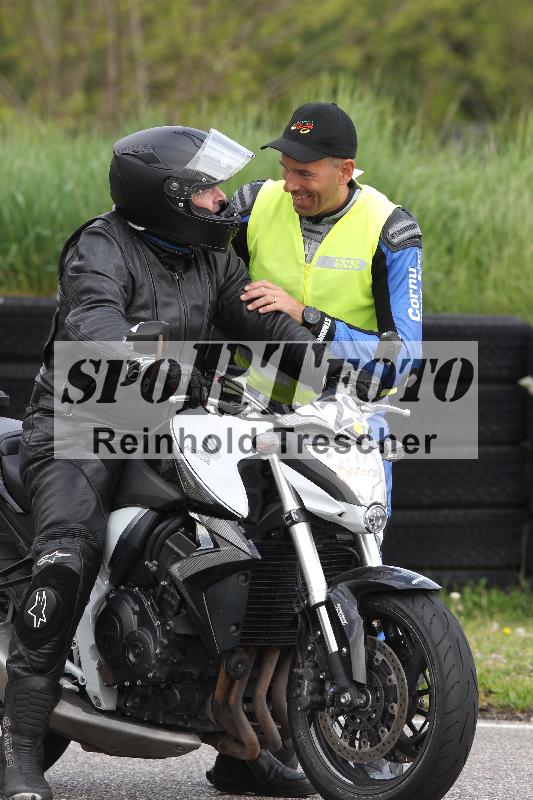 /Archiv-2025/10 23.04.2025 Cornu Master School ADR/rot-rouge/29